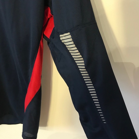 Nike DryFit Long Sleeve 3/4 Zip Pullover - Picture 5 of 6